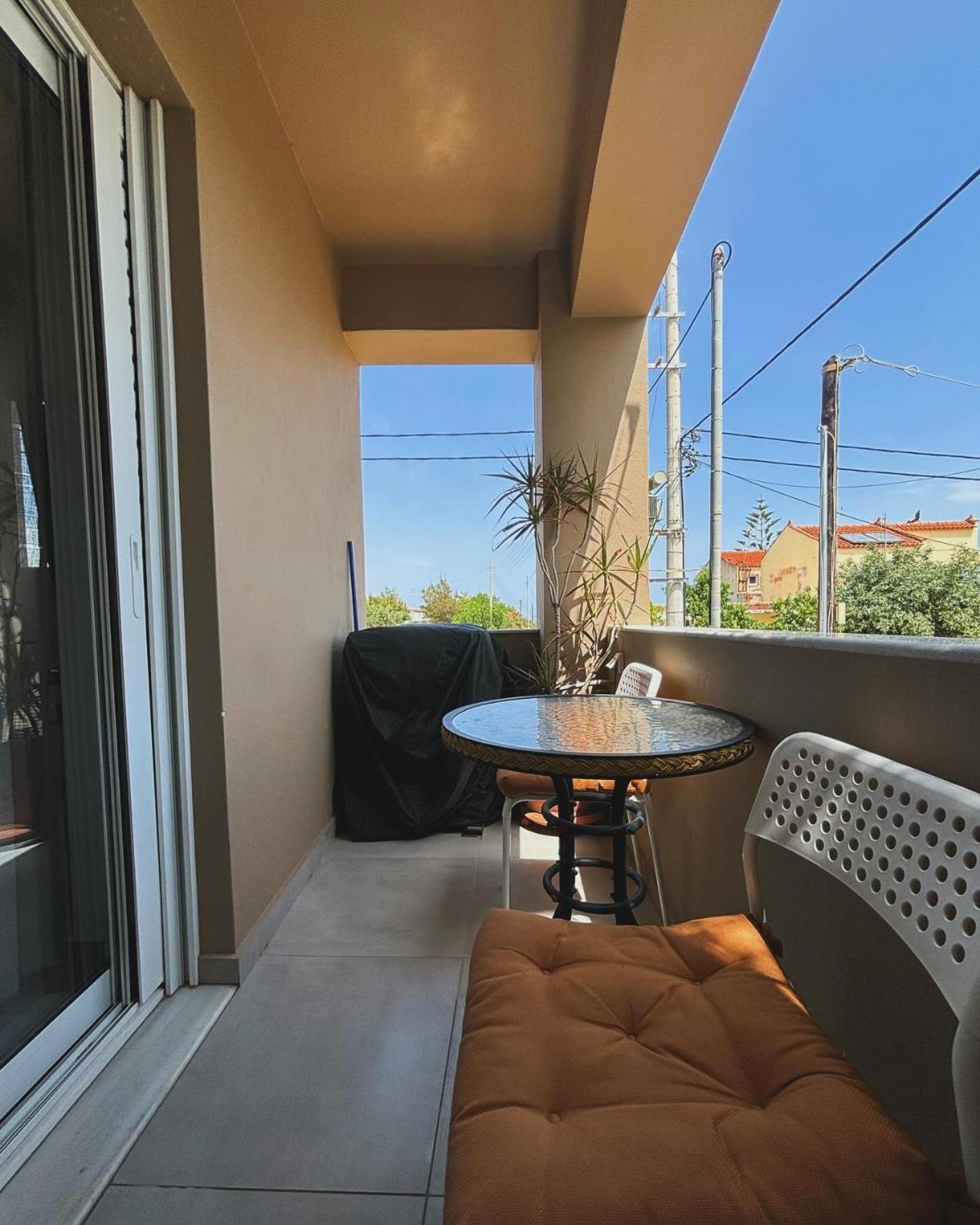 Liakada Guest House 아르테미다 외부 사진